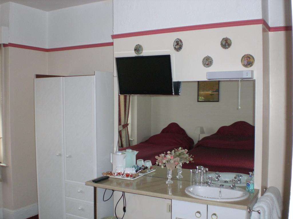 Melville Lodge Gatwick ホーリー 部屋 写真