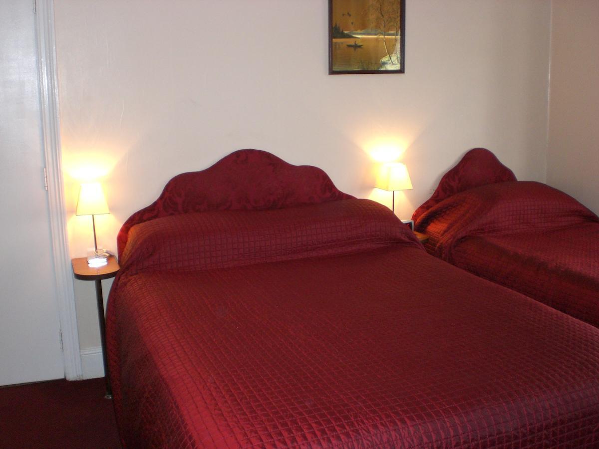 Melville Lodge Gatwick ホーリー 部屋 写真